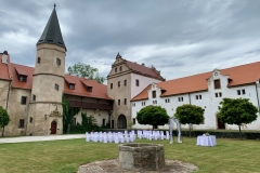 Pohled na zámek Libouchec jako svatební místo u Ústí nad Labem