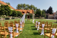 Svatba na zámku Libouchec v blízkosti Děčína