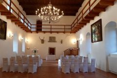 Svatební sál Zámek Libouchec s výzdobou pro zimní obřad