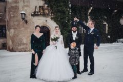 Zimní svatba na sněhu – Zámek Libouchec.